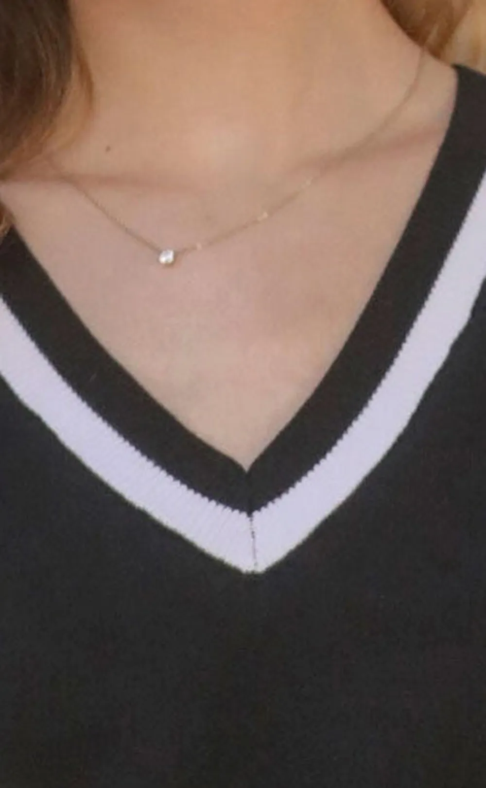 Balck Sleeveless V Neck Crop Top and Skirt Set